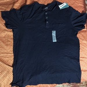 Men's old Navy Shirt